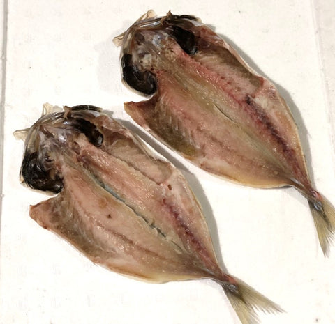 大アジ干物 沼津加工 5尾入 約1キロ分(1尾約200g)【特大鯵干物5尾】冷凍 豊洲直送 お徳用
