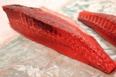 生 初鰹 カツオ 四分一 約650-800kg(豊洲直送)鹿児島・気仙沼産 他 豊洲直送 鮮魚【カツオ四分一】 冷蔵