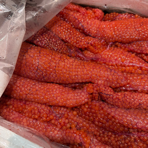 北海道産の特選生筋子 入荷時の近接写真｜豊洲 Okawari鮮魚店